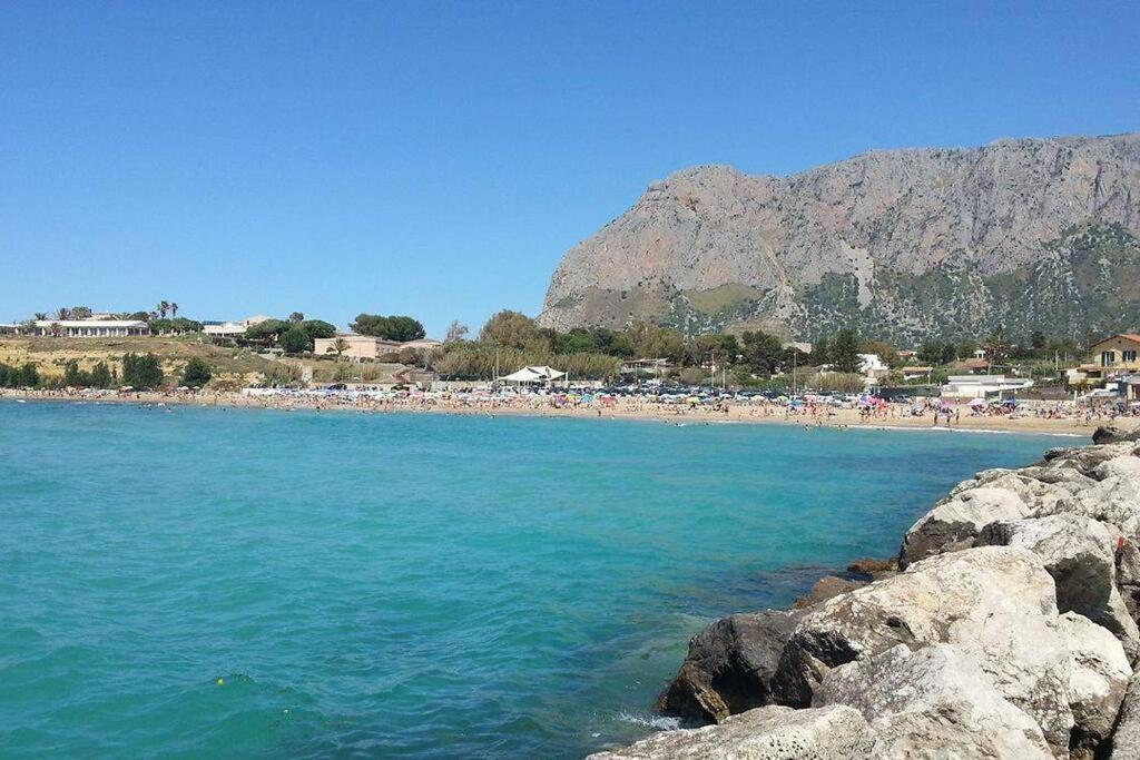 Sicilia Nica - Appartamento Privato A Чинізі Екстер'єр фото